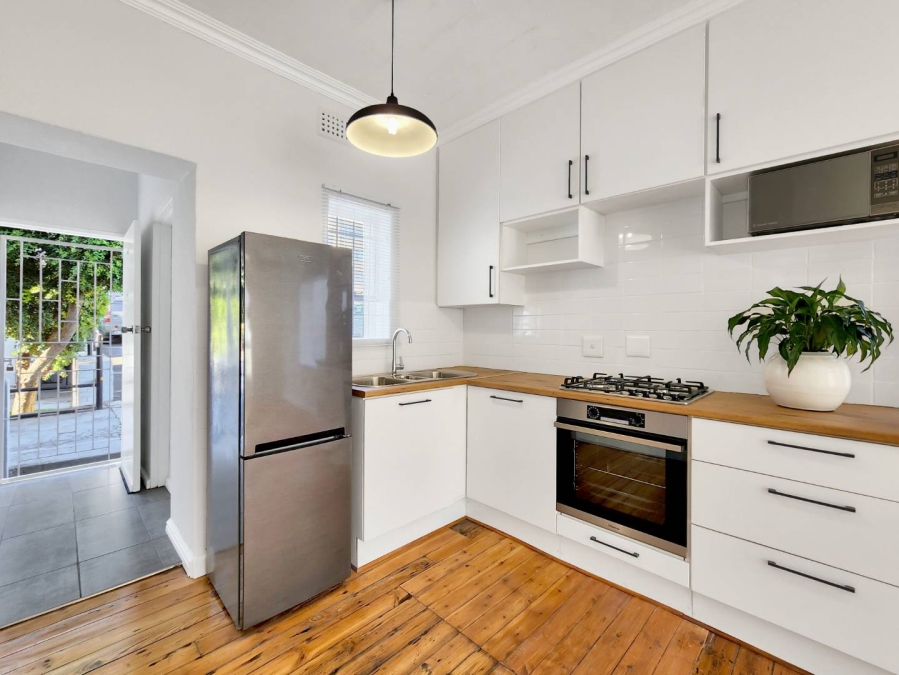 2 Bedroom Property for Sale in Zonnebloem Western Cape